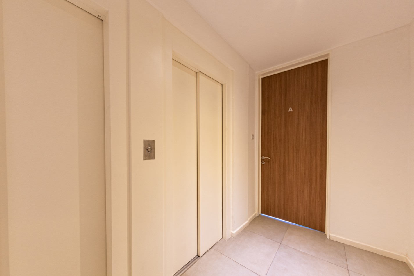 Entrega inmediata. Venta 1 dormitorio amplio y de calidad.