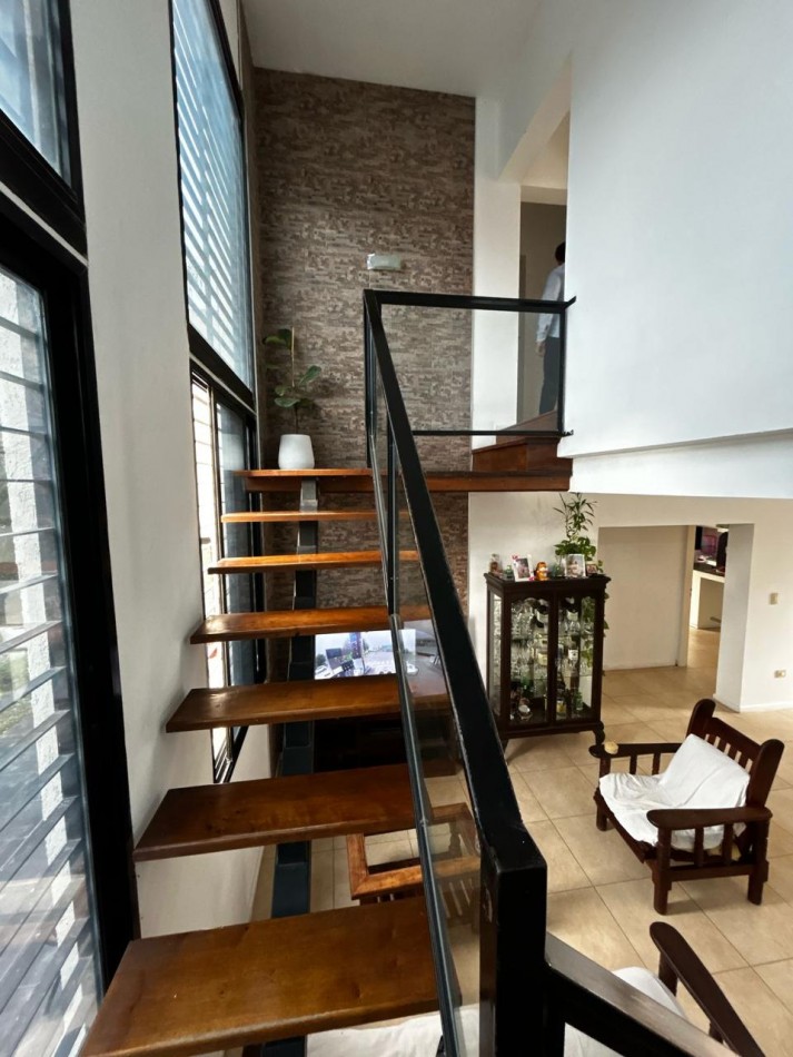 Casa a la venta en Cantegril con excelente precio y gran potencial.