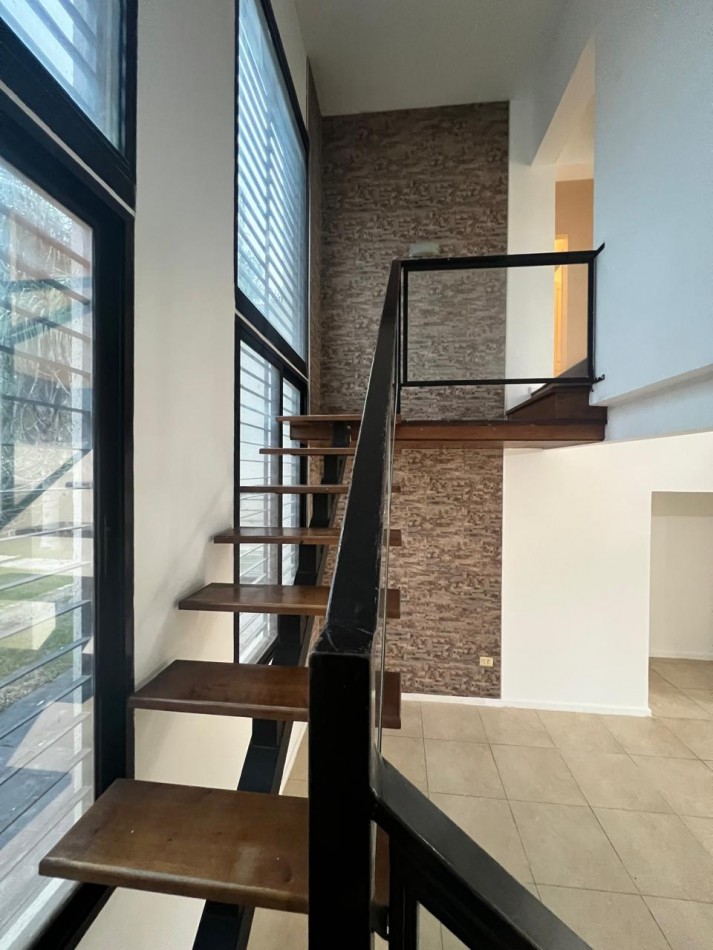 Casa a la venta en Cantegril con excelente precio y gran potencial.