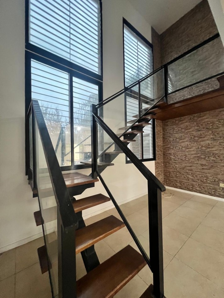 Casa a la venta en Cantegril con excelente precio y gran potencial.