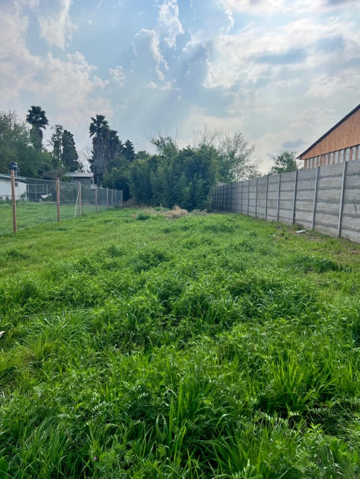 Terreno en Funes a la venta.
