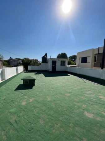 Casa a la venta. Impecable.